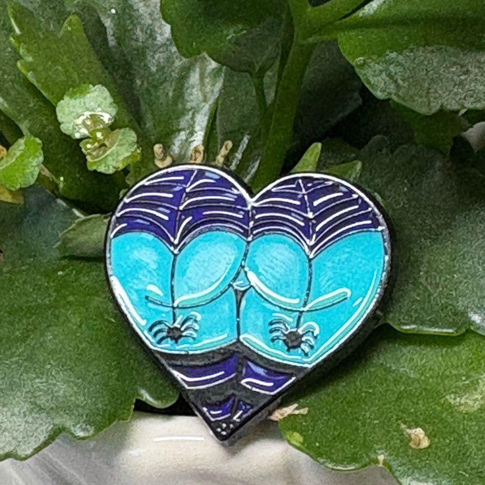 SEXY BUM Heart-Shaped Blue and Purple Enamel Pin super glossy